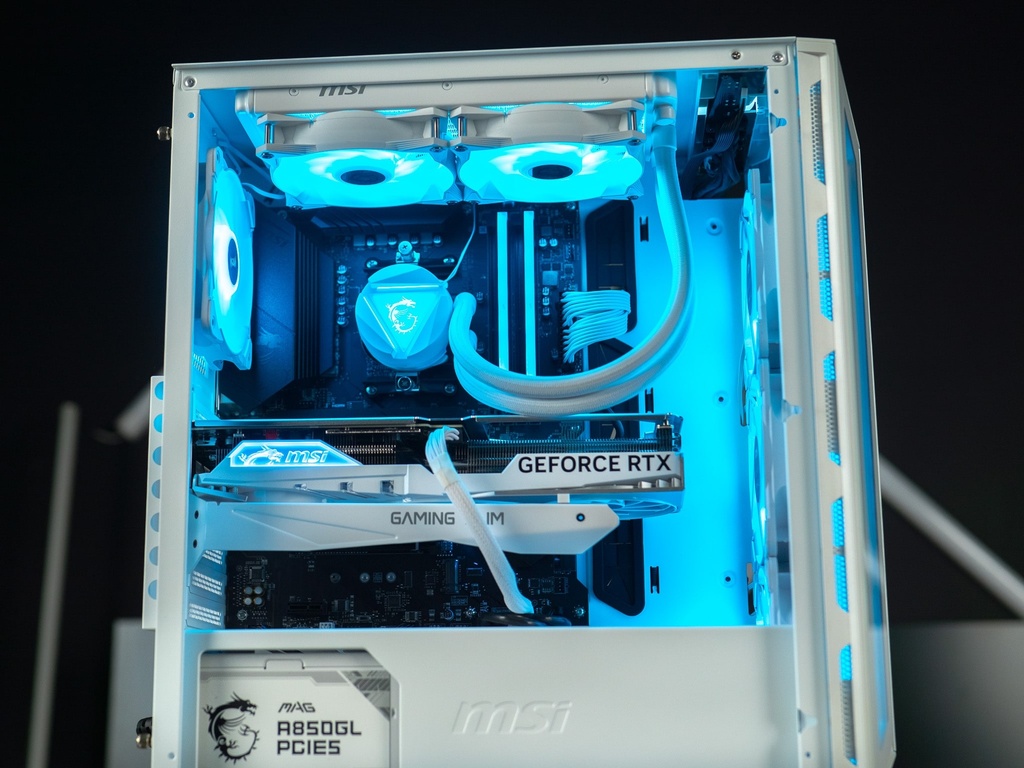 PC SIBERIA GeForce RTX™ 4070 Ti DLSS3