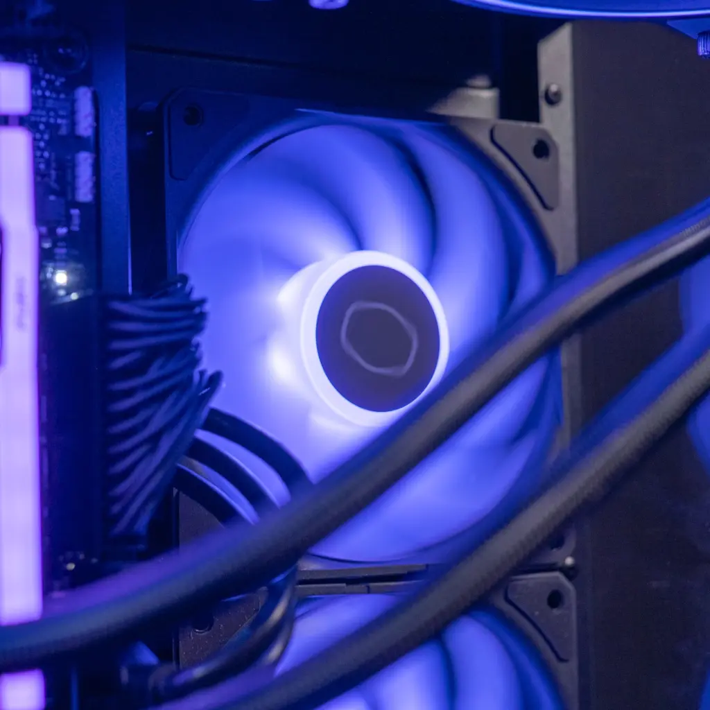 PC Aqua GEFORCE RTX® 4070 SUPER