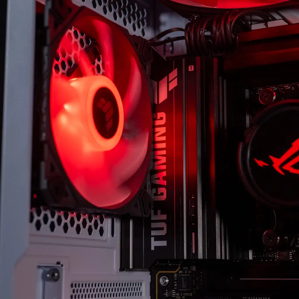 PC ASUS Force GEFORCE RTX® 5070 Ti